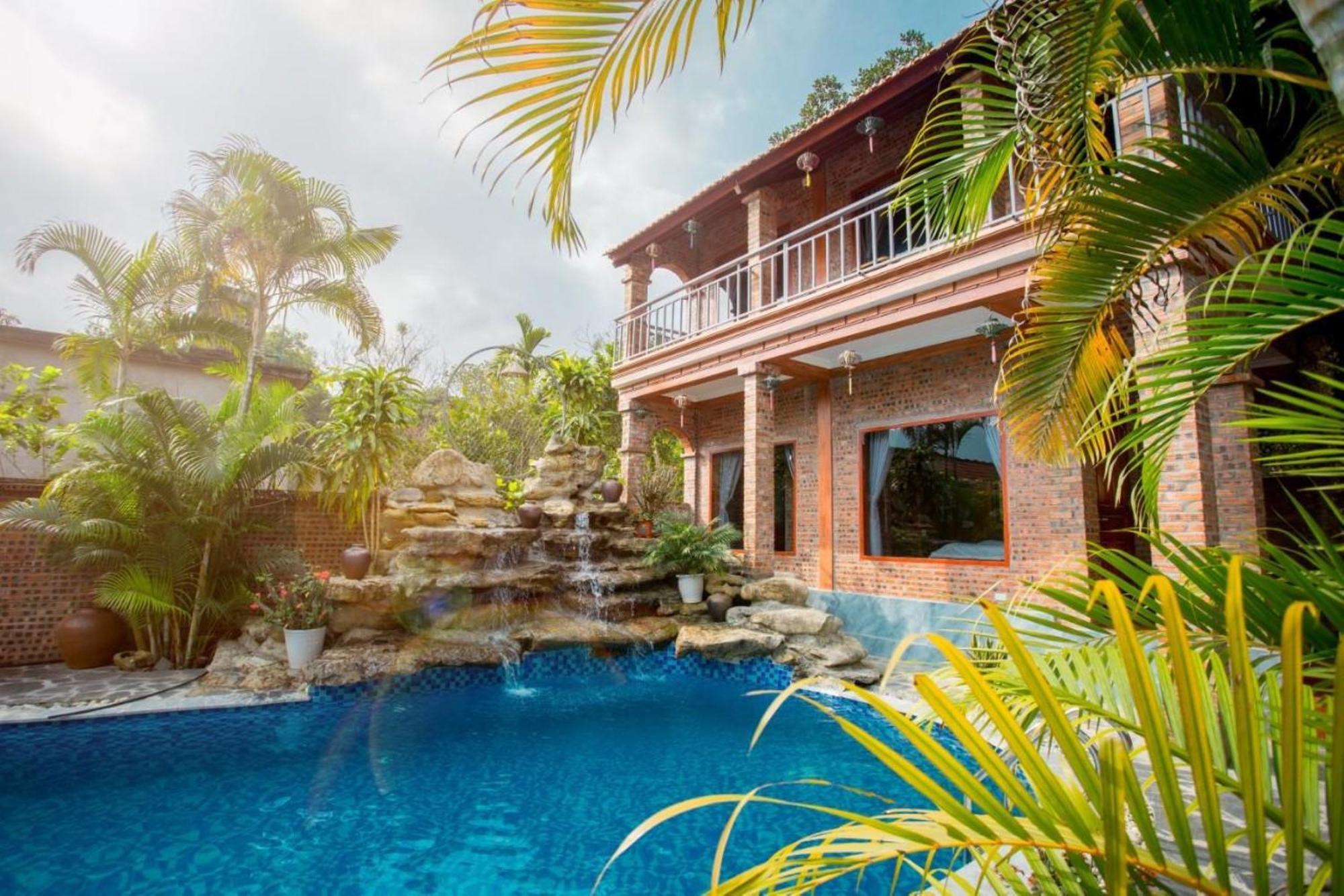 Ho Nui Dinh Hotel Ninh Bình Exteriör bild